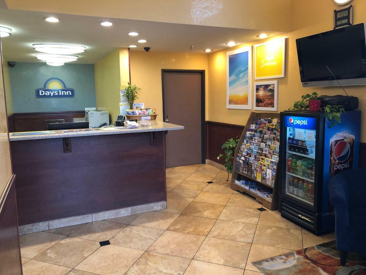 Days Inn By Wyndham Rio Rancho Eksteriør billede